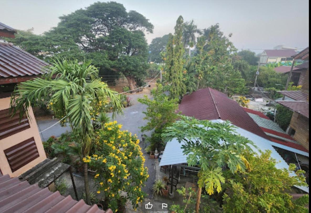 Baan Lotus Guest House Phra Nakhon Si Ayutthaya Buitenkant foto