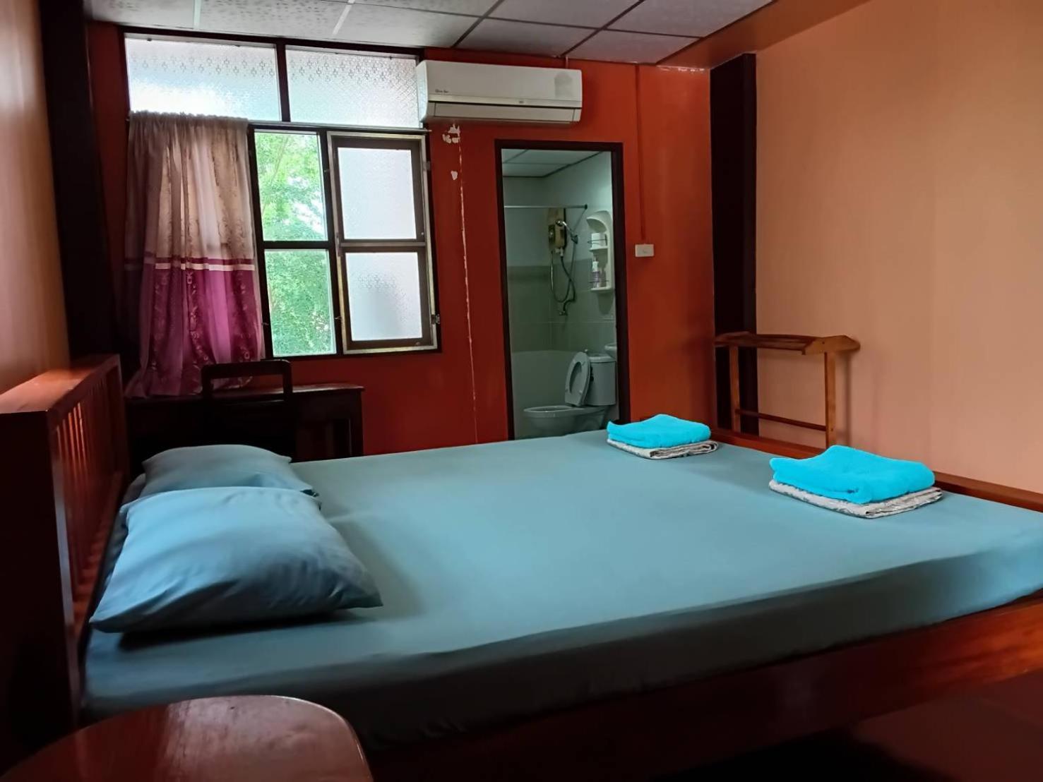 Baan Lotus Guest House Phra Nakhon Si Ayutthaya Buitenkant foto