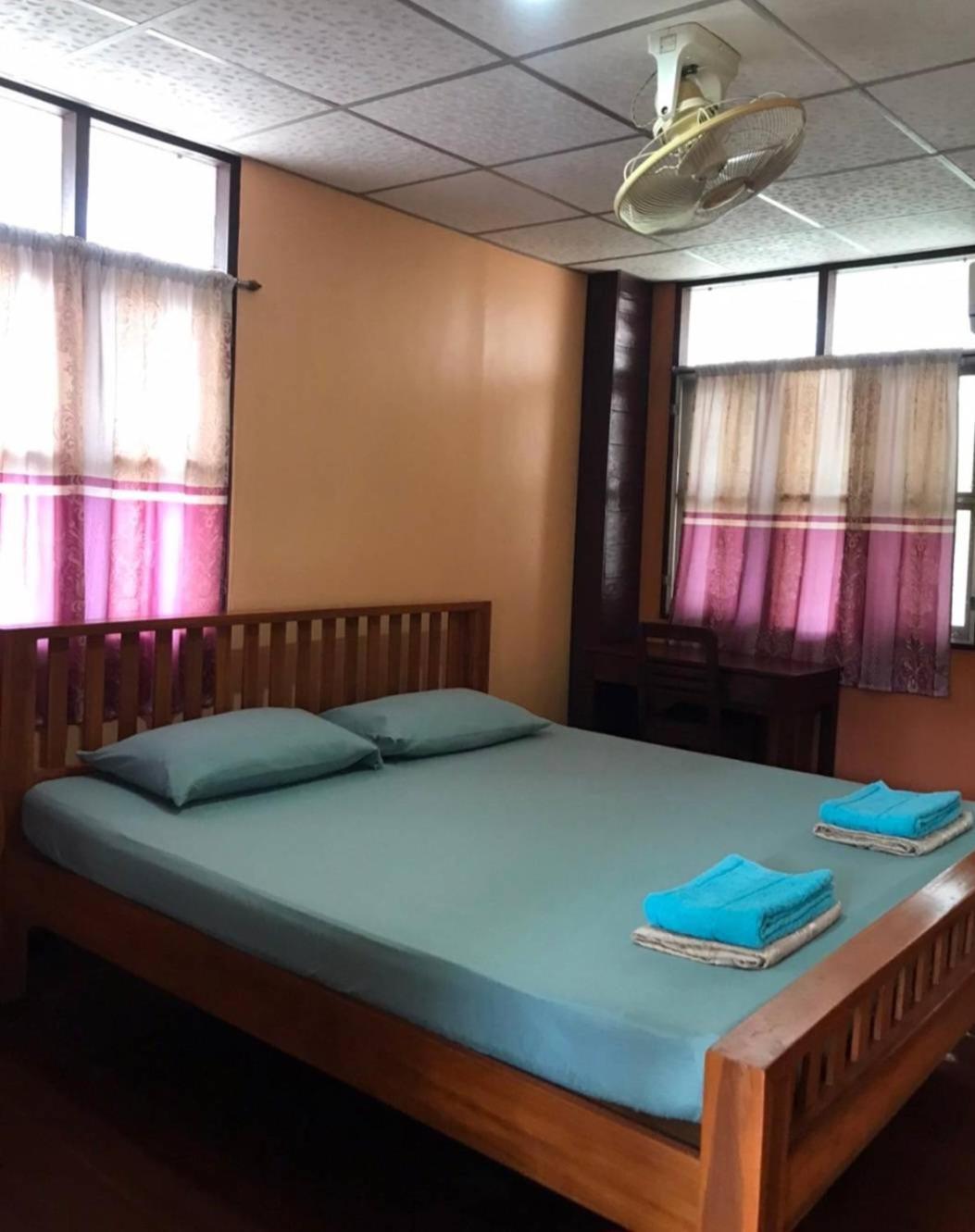 Baan Lotus Guest House Phra Nakhon Si Ayutthaya Buitenkant foto
