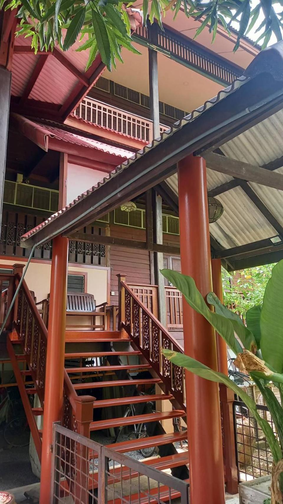 Baan Lotus Guest House Phra Nakhon Si Ayutthaya Buitenkant foto